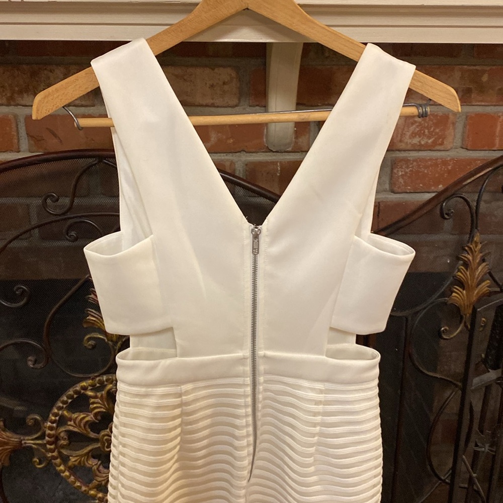 NWT Mustard Seed White Cutout Dress - Picture 7 of 11
